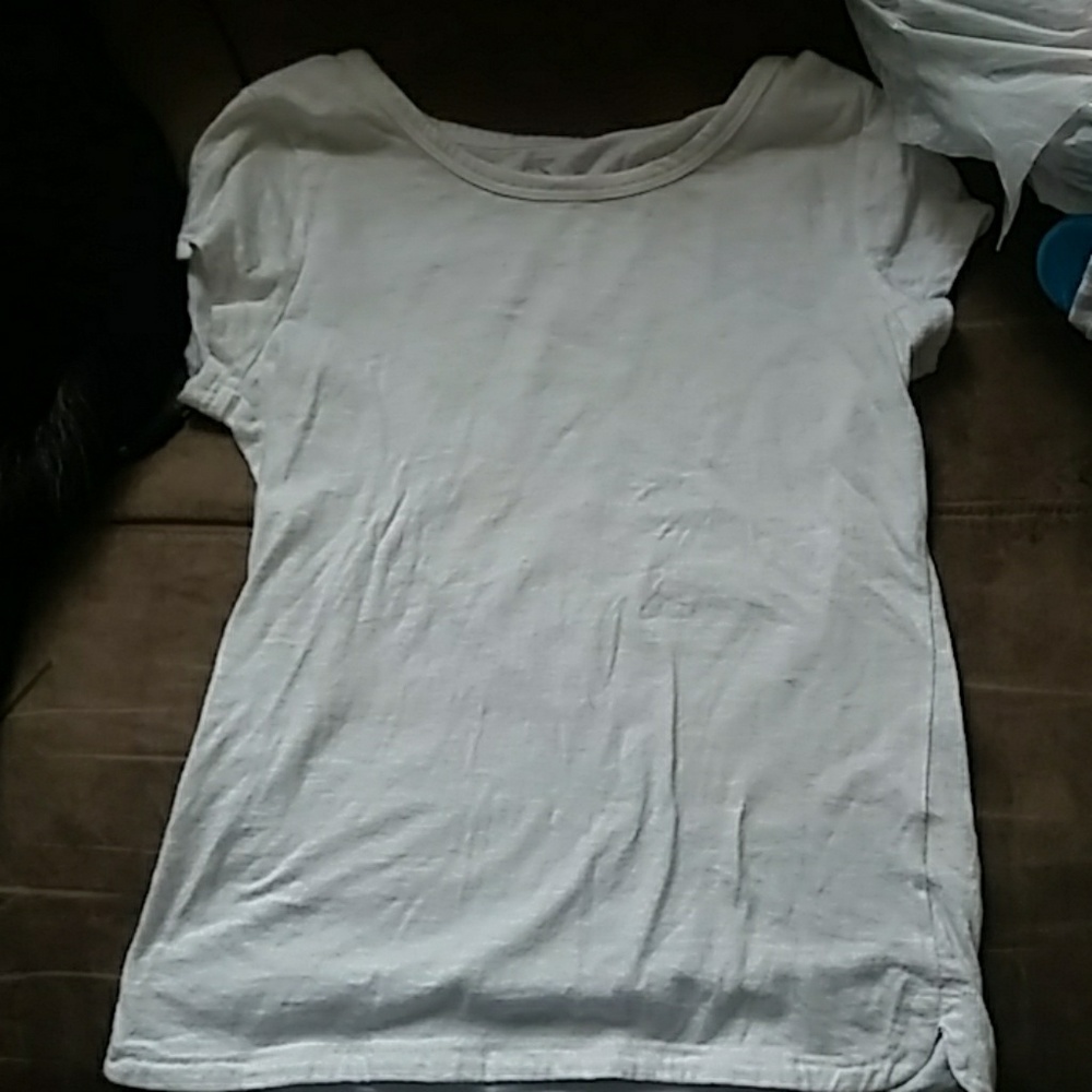 plain white shirt